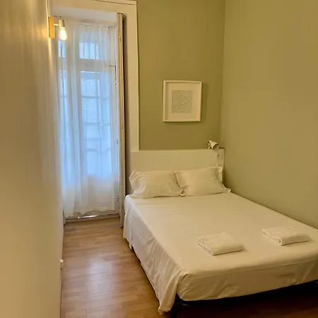 Bragas Center Guest house *